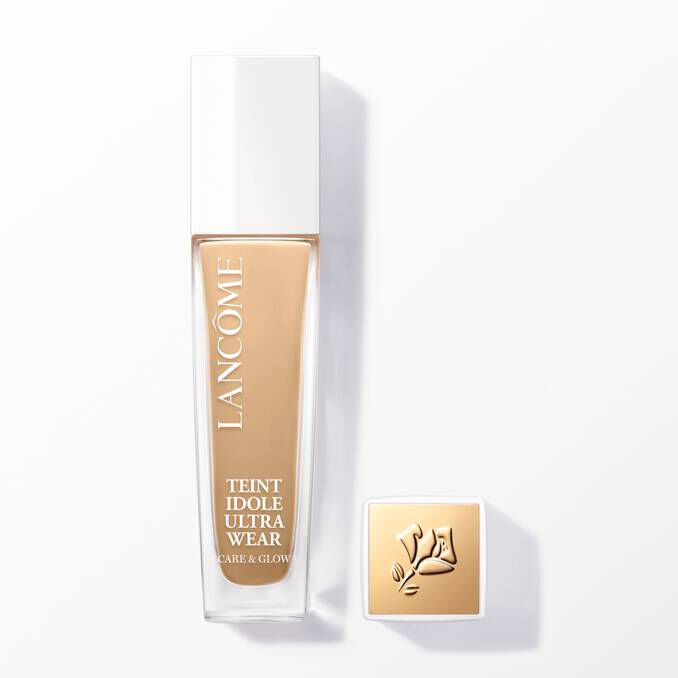 Lancome Teint Idole Ultra Wear Care and Glow Foundation 30ml
